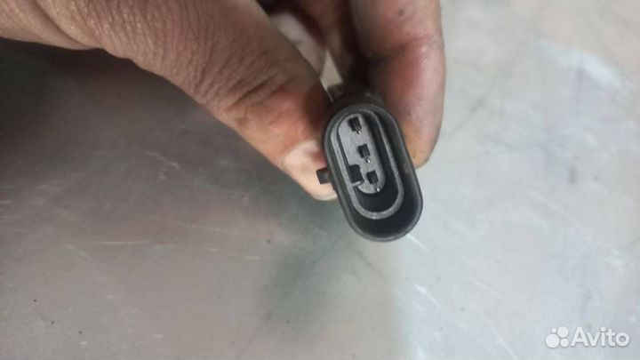 Датчик детонации Opel Astra G 2003 16212460
