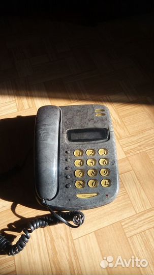Продам телефон 
