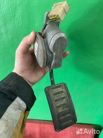 Камаз педаль электронная