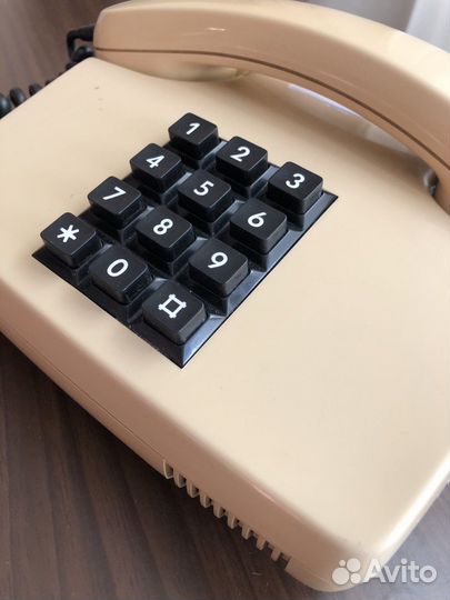 Телефон кнопочный стационарный