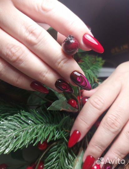 Мастер маникюра и педикюра