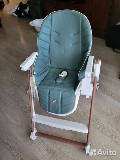 Стульчик для кормления happy baby