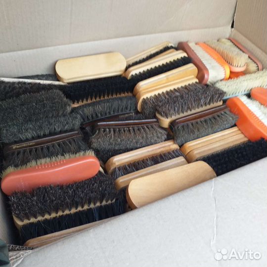 Щетка для одежды