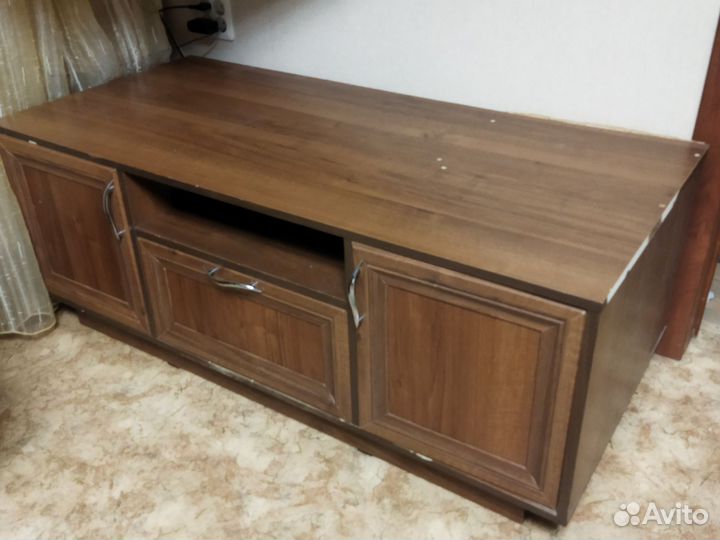 Стенка в гостиную