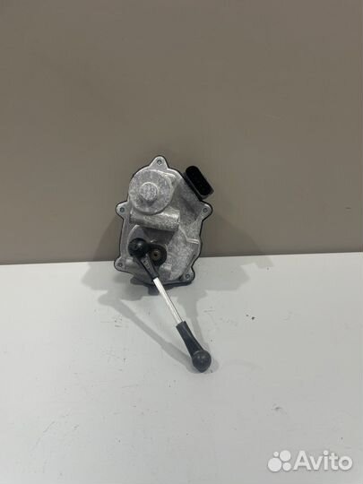 Регулятор заслонки Ауди А6 С6 059129086L