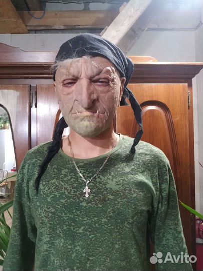 Маска на Хеллоуин