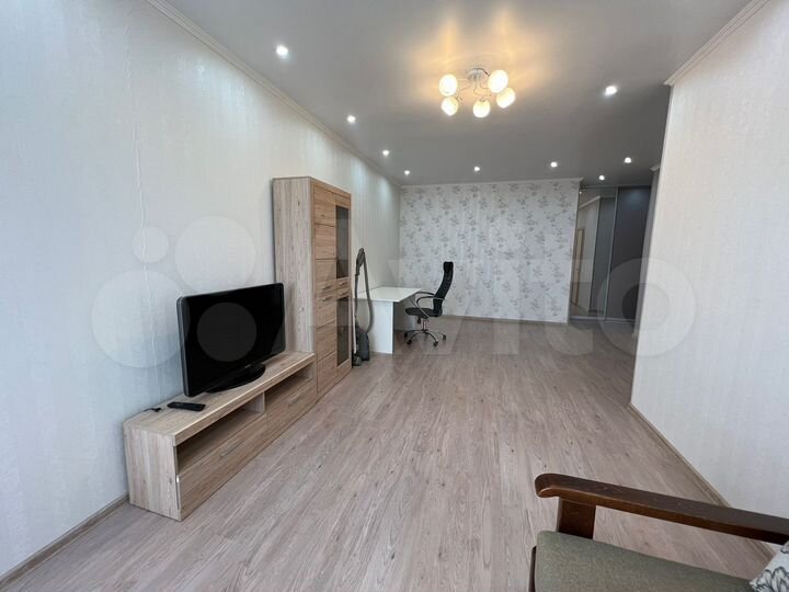 1-к. квартира, 53 м², 5/17 эт.