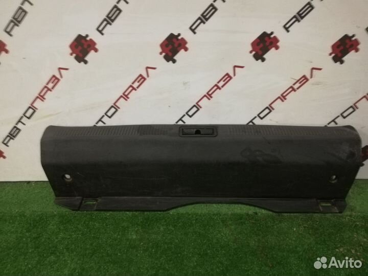 Обшивка багажника Hyundai Elantra XD 3 седан