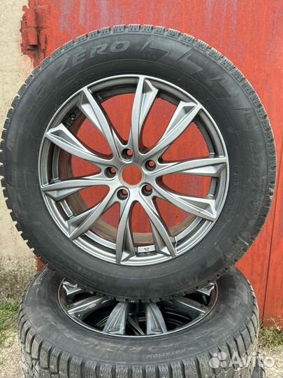 Литые диски на зимней резине Pirelli