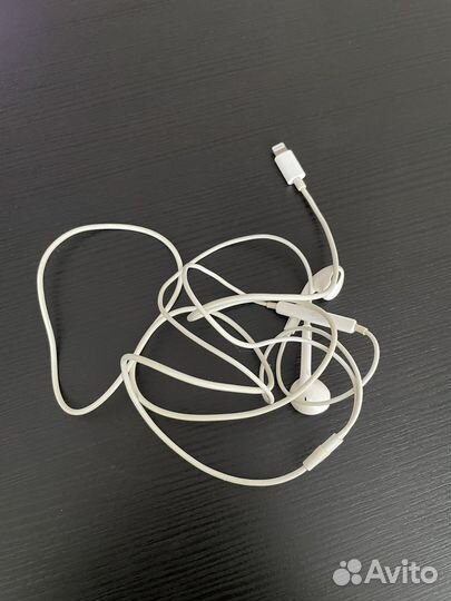 Наушники earpods
