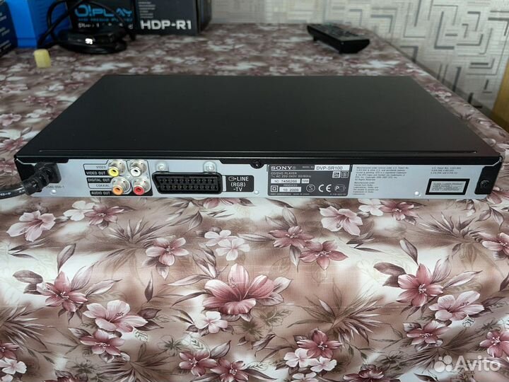 DVD-плеер Sony DVP-SR100