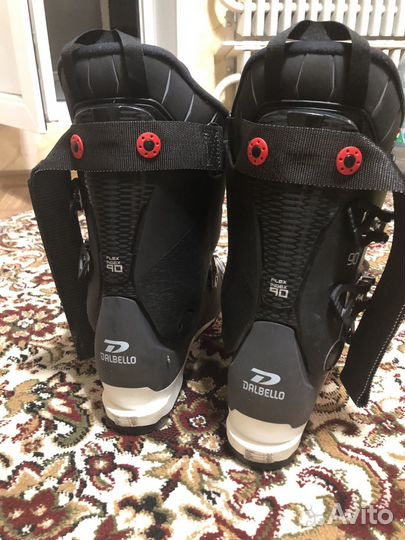 Горнолыжные ботинки