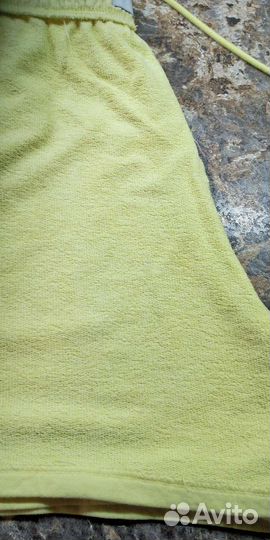Шорты и свитшот 48р