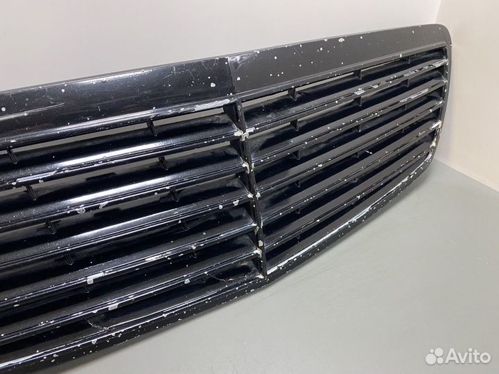 Решетка радиатора Mercedes w211