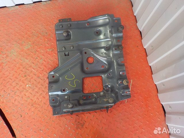 Кронштейн бампера левый Scania P,G,R series