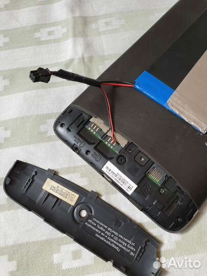 Планшет Lenovo на запчасти