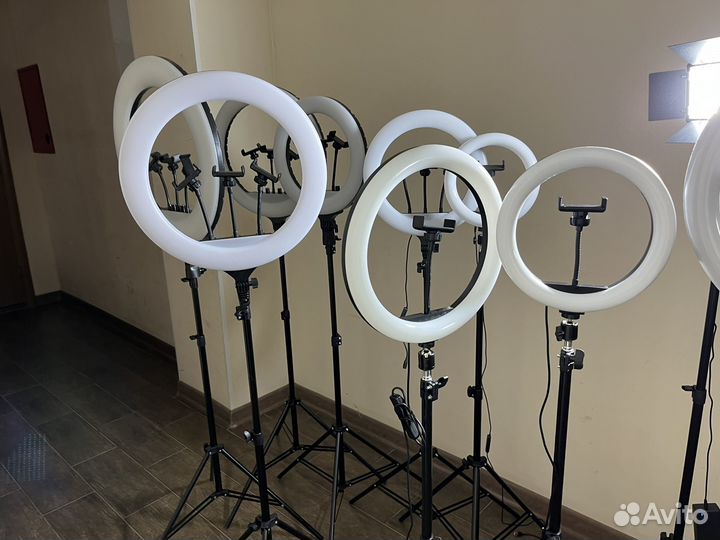 Кольцевая лампа цветная ргб RGB / 26 33 45 см