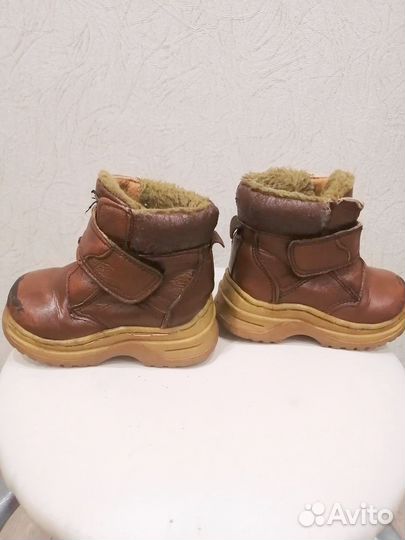 Ботинки зимние 23