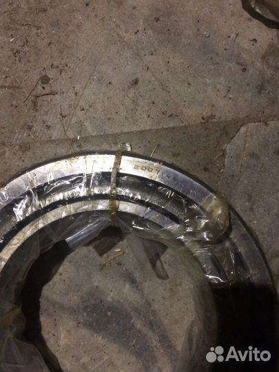 Новый подшипник 2007144