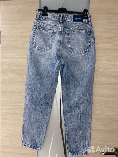 Джинсы bershka Mom
