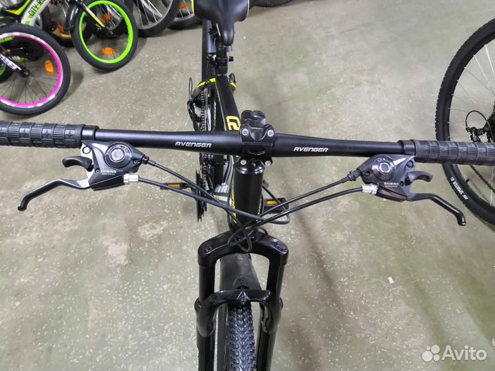 Велосипед 27.5 Avenger shimano