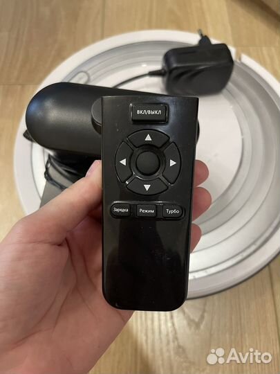 Робот пылесос midea