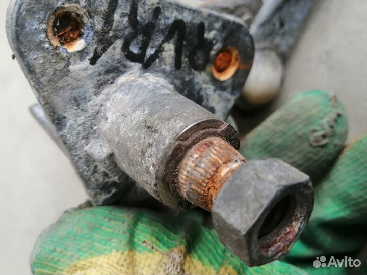 Трапеция стеклоочистителей N28W для Mitsubishi RVR