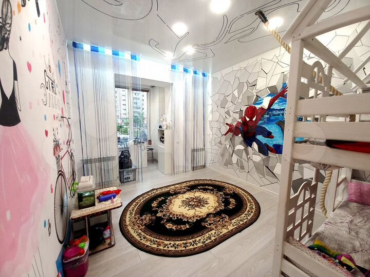 2-к. квартира, 72 м², 1/10 эт.