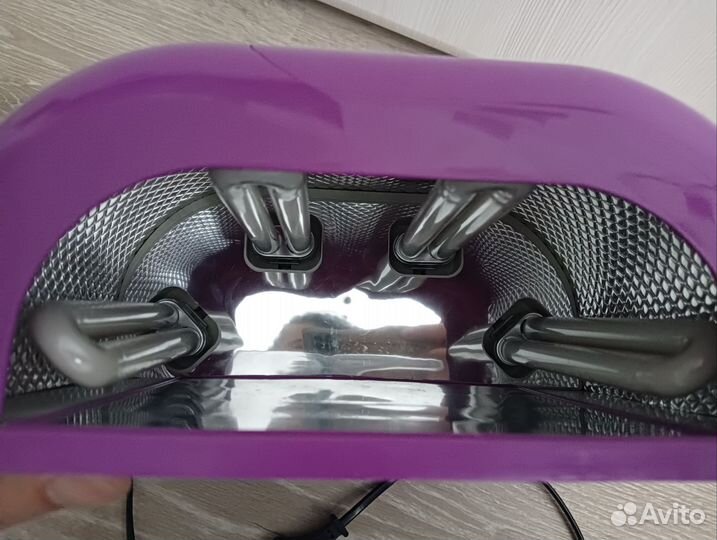 Лампа для маникюра