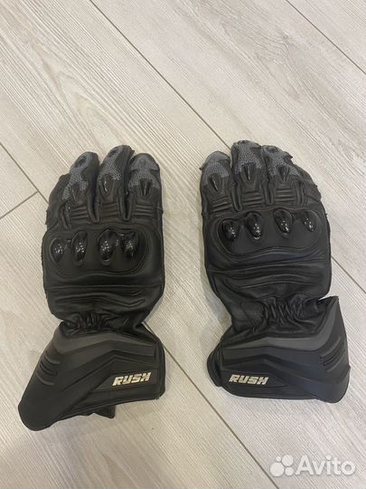 Продам мотоперчатки