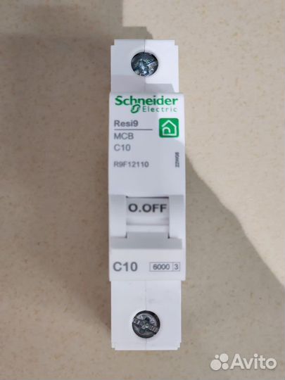 Автоматический выключатель, автомат