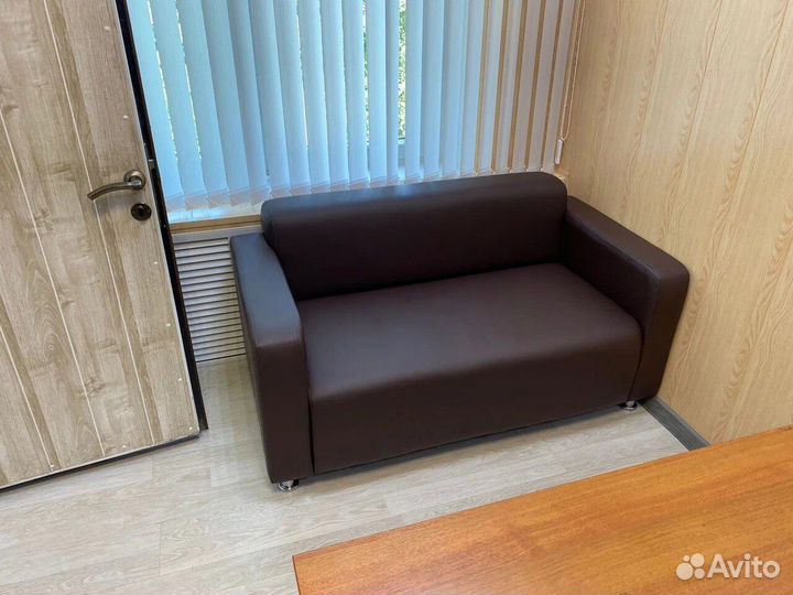 Диван для кафе, офиса, ресепшн