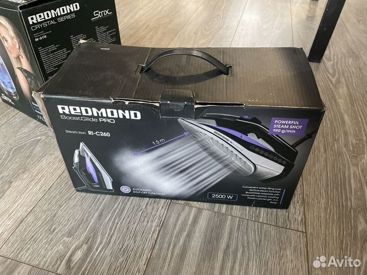 Утюг Redmond