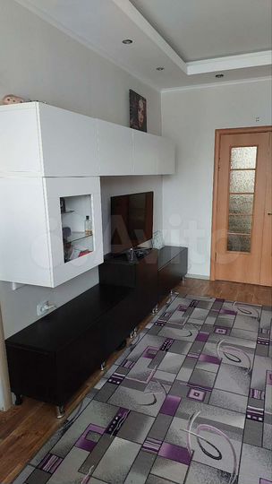 3-к. квартира, 74 м², 2/5 эт.