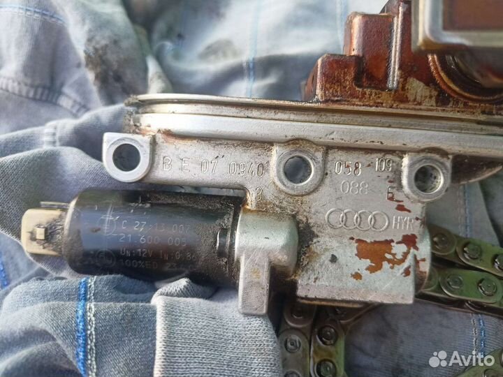 Натяжитель цепи Volkswagen Passat b5+