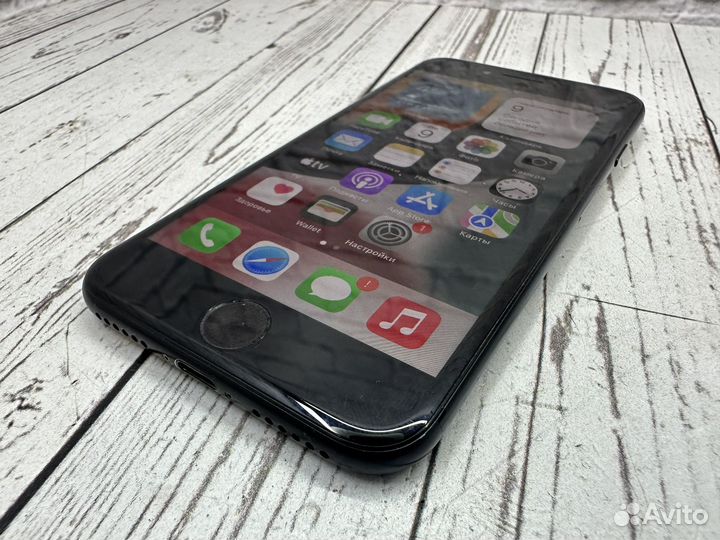 iPhone 7, 128 ГБ