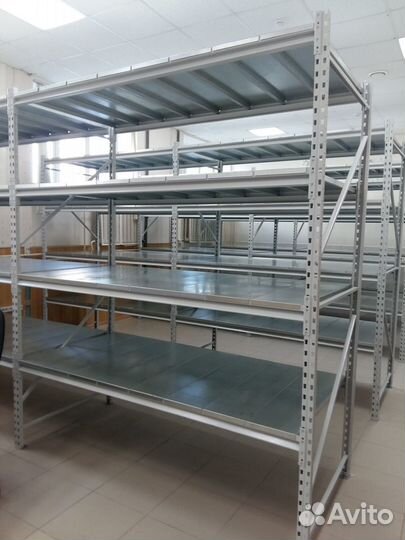 Полки грузового стеллажа 250х600 оцинковка