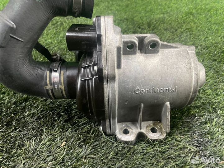 Помпа Bmw X5 E70 N55B30 2010