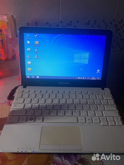 Продам самсунг нетбук