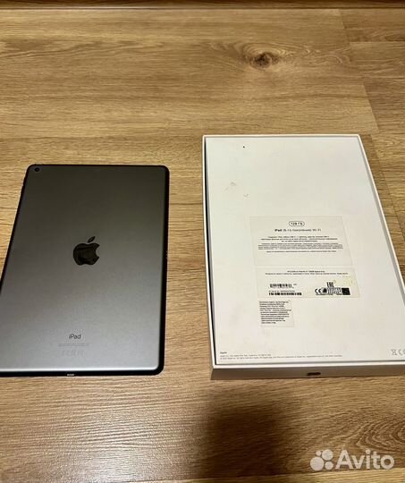 iPad 8 поколения 128gb (WI-FI)