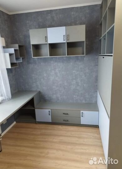 Рабочая зона у окна