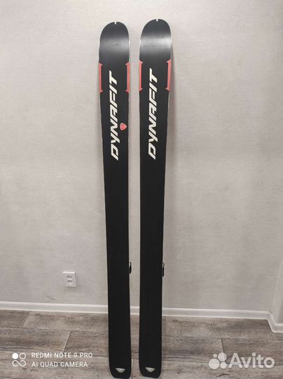 Горные лыжи. Скитур, фрирайд Dynafit Hokkaido