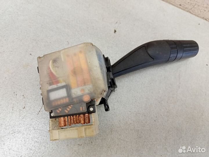 Переключатель поворотов подрулевой