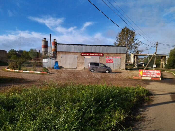 Гараж, > 30 м²