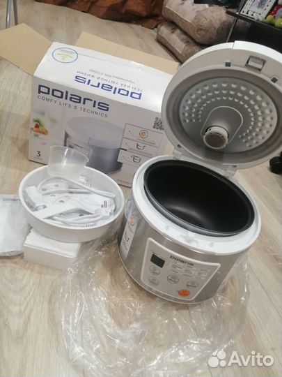 Мультиварка polaris новая