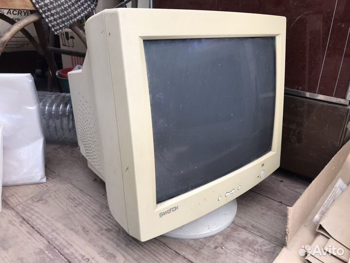 Монитор для компьютера бу, 2шт