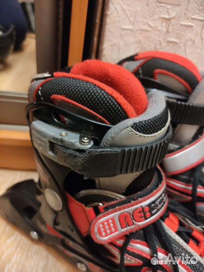 Роликовые коньки Reaction вместе со всей защитой
