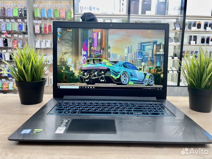 Ноутбук Lenovo i5-9/8Gb/GTX 1050/ 17