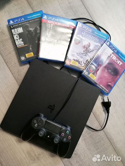 Sony PlayStation 4