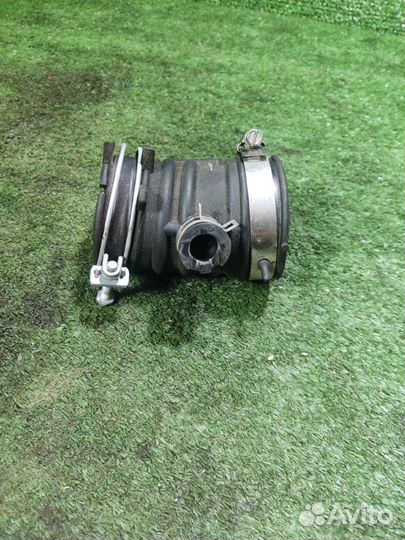 Патрубок воздушного фильтра Nissan 1.2 HR12DE